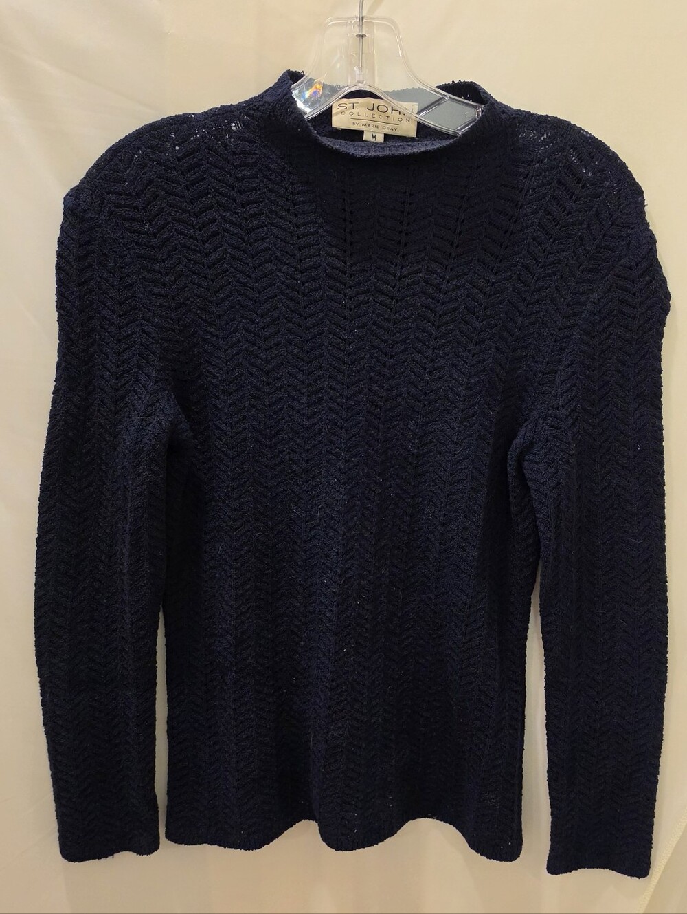 St. John Collection Marie Gray Navy Blue Chevron Textured Knit Crewneck Sweater